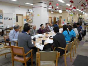 写真：支え合い会議の様子
