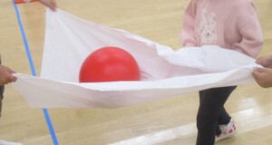 ボール運び