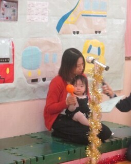 しんがし新年会　カラオケの様子