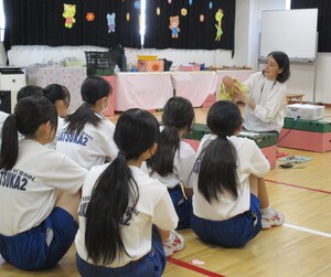 中学生の事前学習の様子