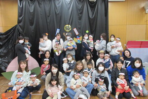 節分ごっこ　2部　ひよこクラブ　うさぎクラブ　くまクラブの集合写真