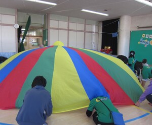 バルーンあそび（2）