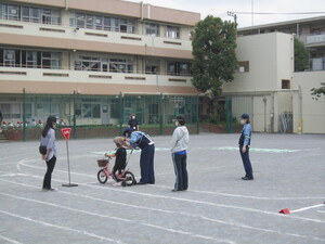 小学生向け交通安全教室
