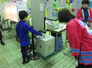 投票の様子