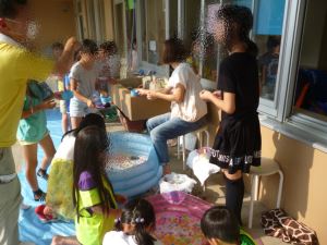 写真：スーパーボールすくい