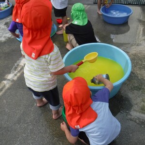 3歳色水あそび
