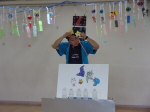 パネルシアターで七夕の由来を話しているところ