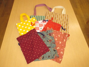 写真：布製品（バッグ・巾着）