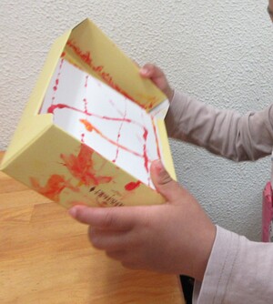 ビー玉を使った製作