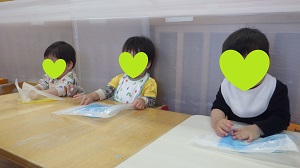 1歳児クラス　室内遊び