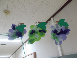 写真：子どもがぶどうの製作をしたもの