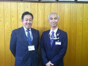 写真：齋藤校長と