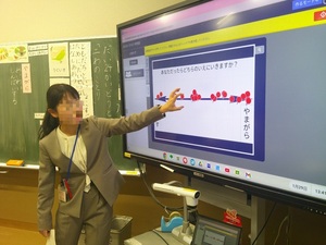 写真：1年生の道徳の授業の様子
