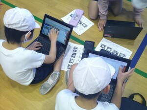 写真：4年生の体育の授業の様子