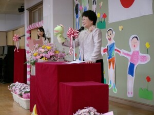 写真：井上園長の式辞