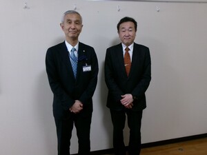 写真：百瀬校長と