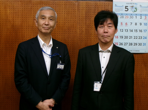 写真：芦谷校長と