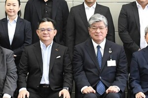 写真：ツーショット写真