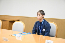 結果報告の様子（濱ノ上選手）