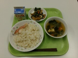写真：当日の給食